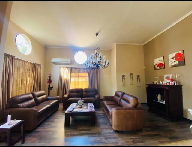 5 BEDROOM HOUSE FOR SALE IN BENDOR